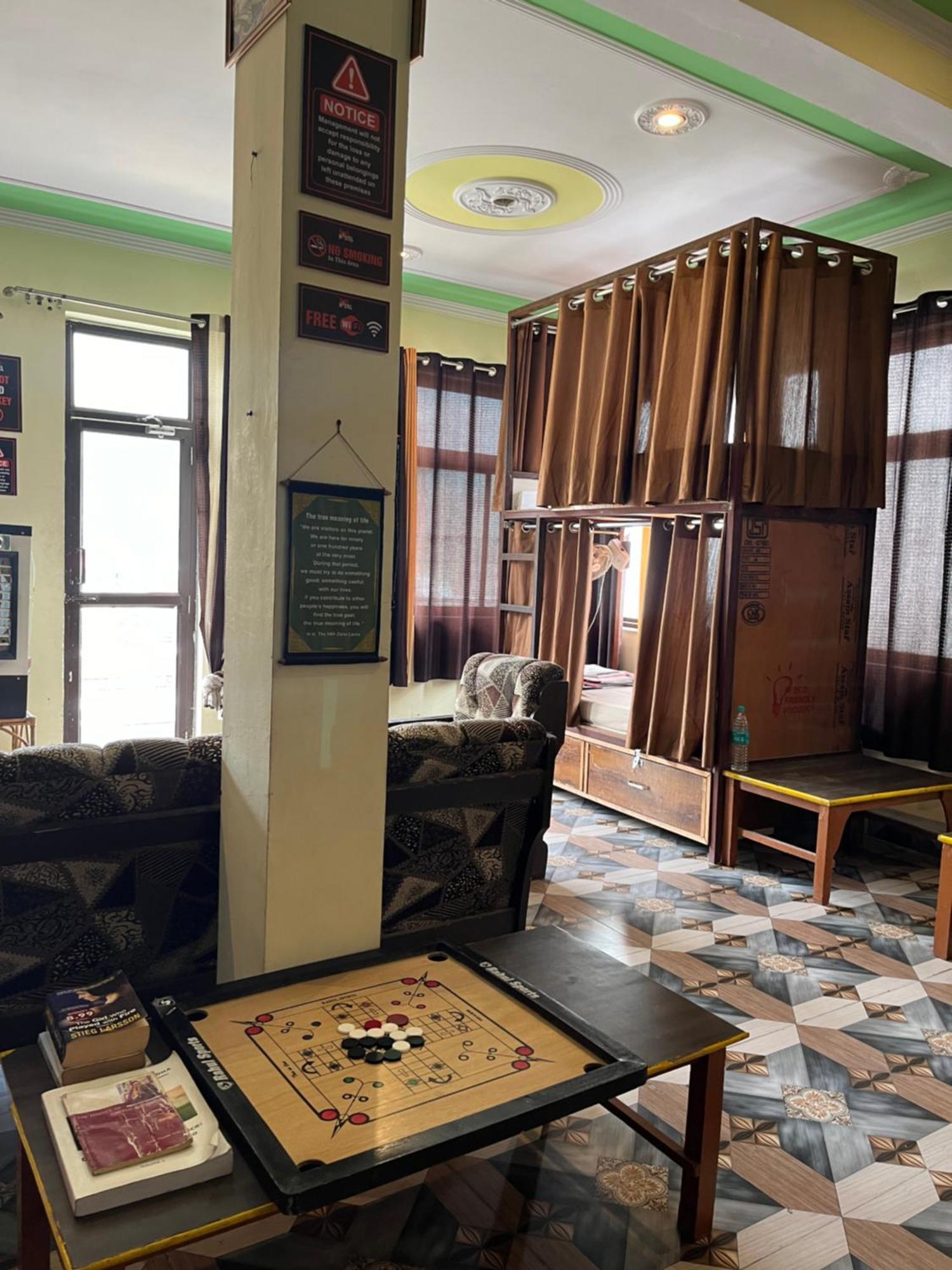 Soul Hostel Rishīkesh Esterno foto